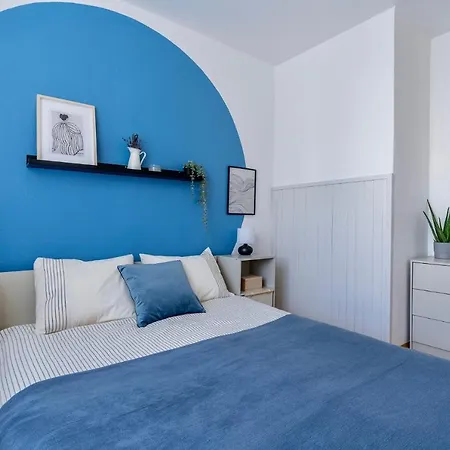 Apartament Melomanow 酒店 *